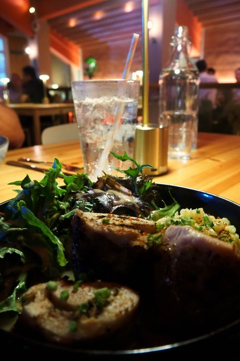 Plat à la citronnelle au restaurant de Geylang.
Altitude : 8 mètres